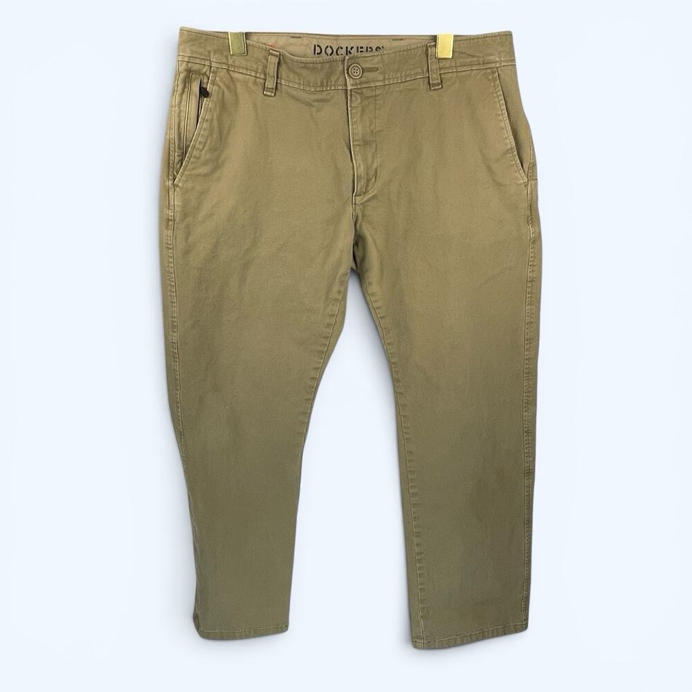 Dockers Ultimate Chino Straight Fit Smart 360 Flex Men's Khaki Tan 33x30 (34x28)